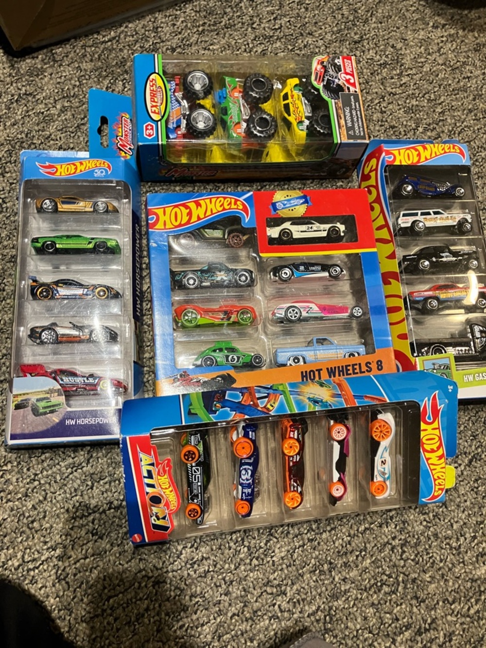 Hot wheels Cars/Track Builder/HW Gassers (23 total)